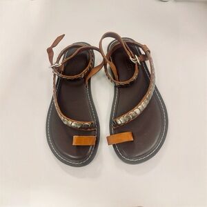 Steve Madden SAGA brown cognac nubuck leather strappy sandals, women’s size 6